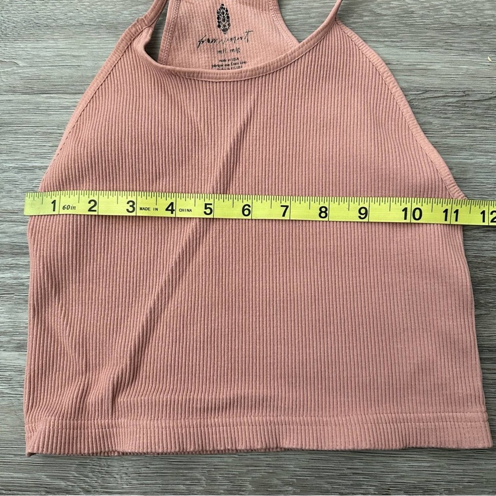 Free People cropped run tank in soft pink Size M/L - Picture 8 of 10